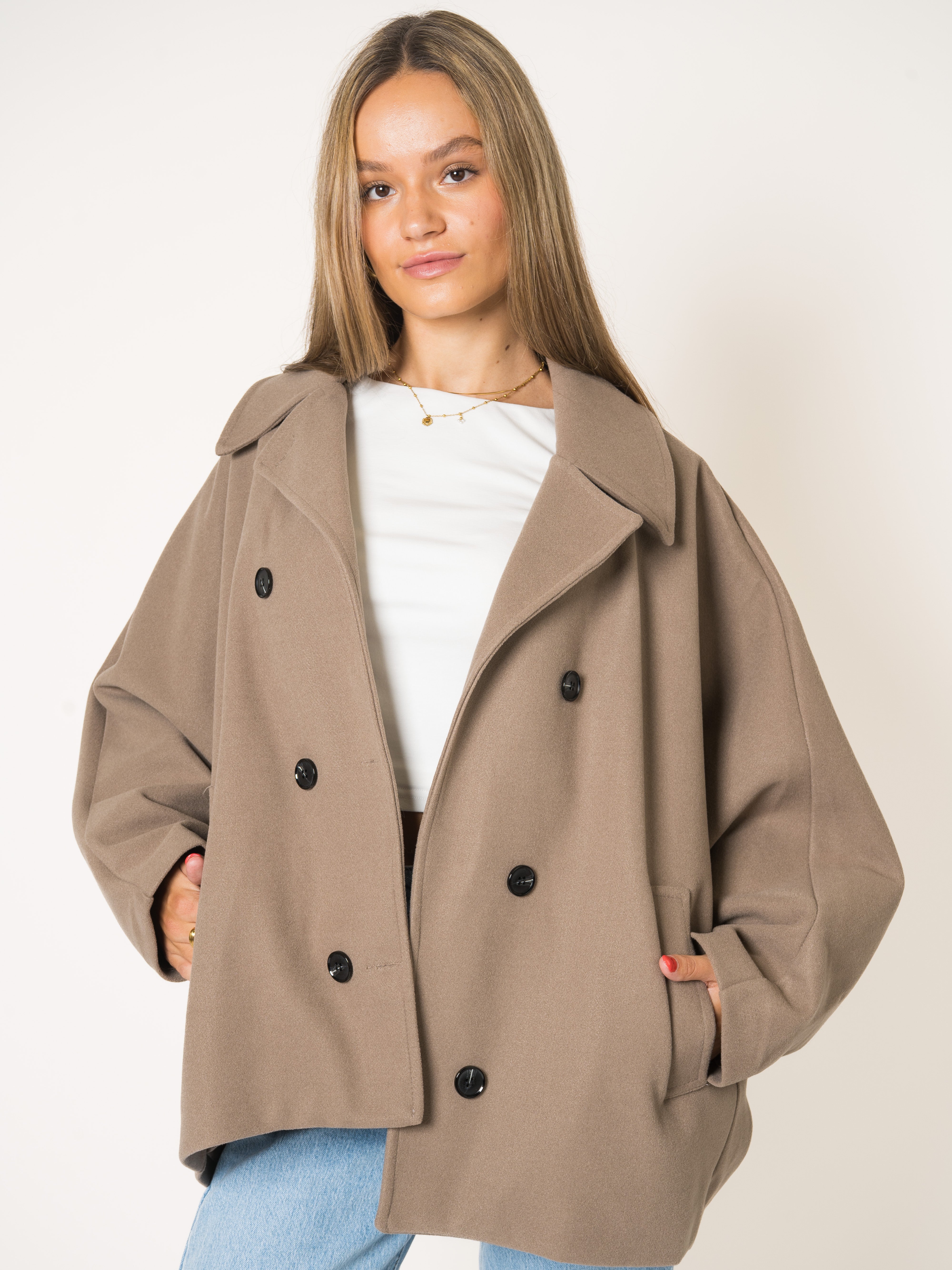 #Farbe_Taupe