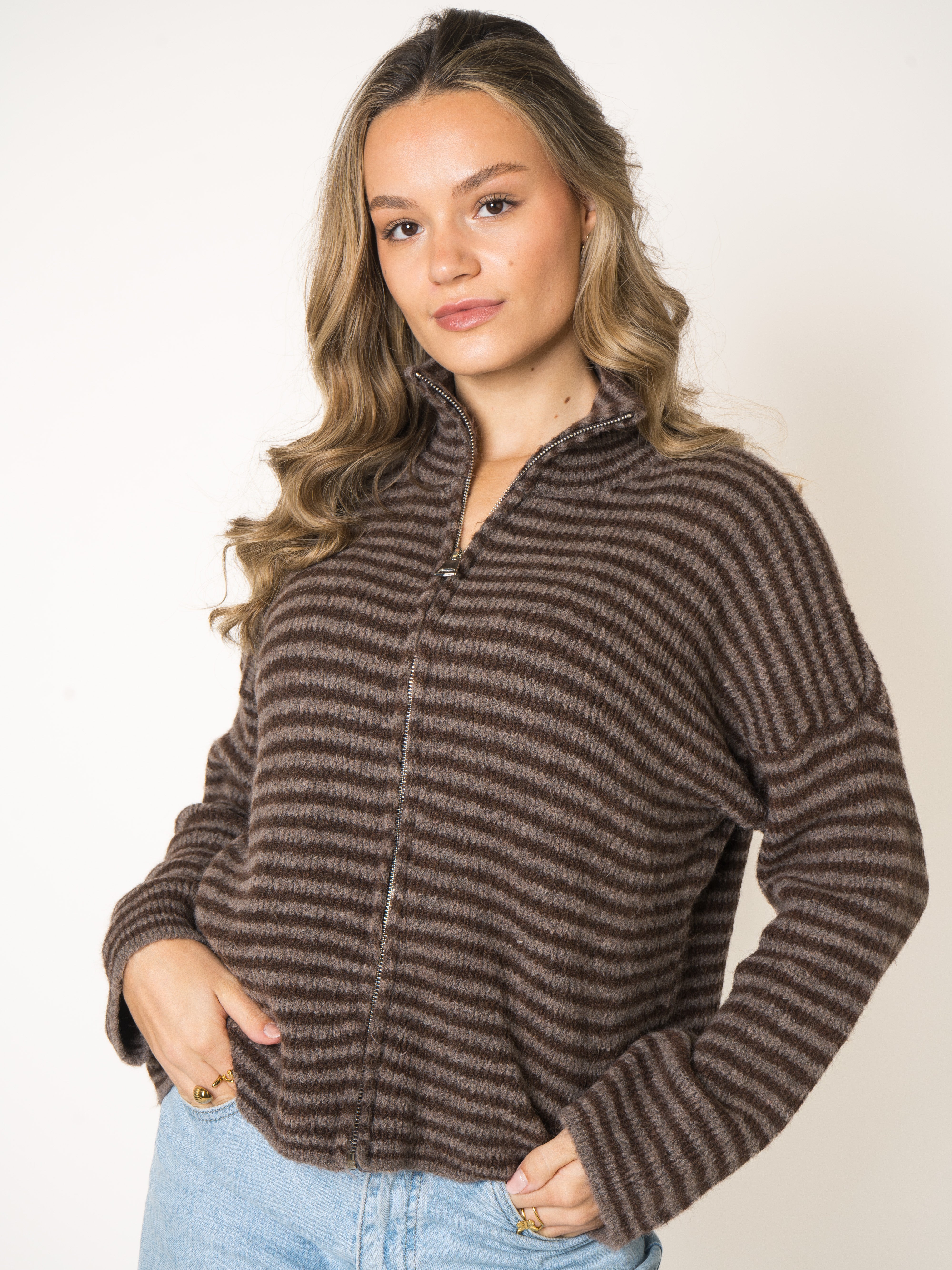 #Farbe_Braun mit Dunkelbraun