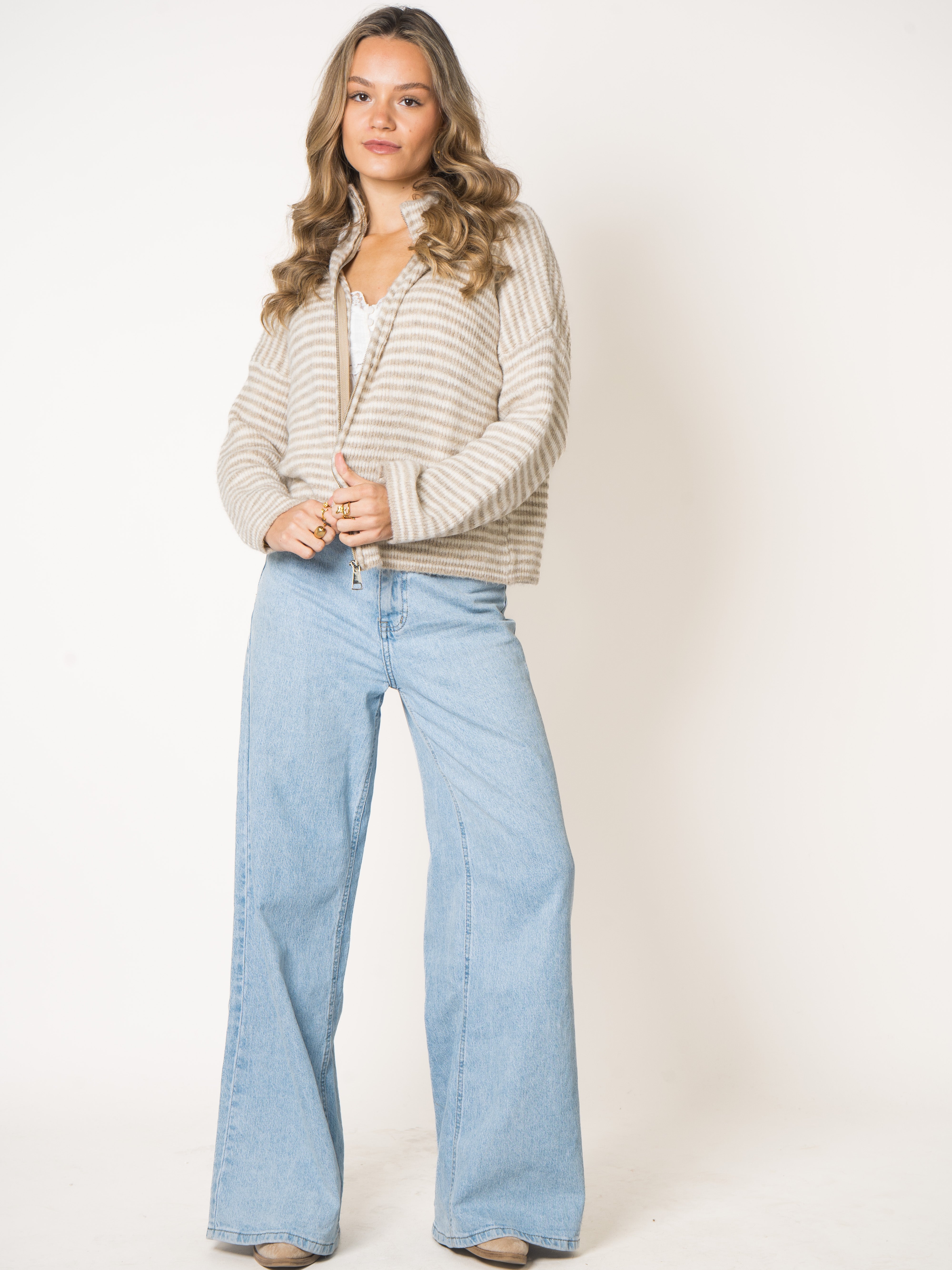 #Farbe_Creme mit Beige