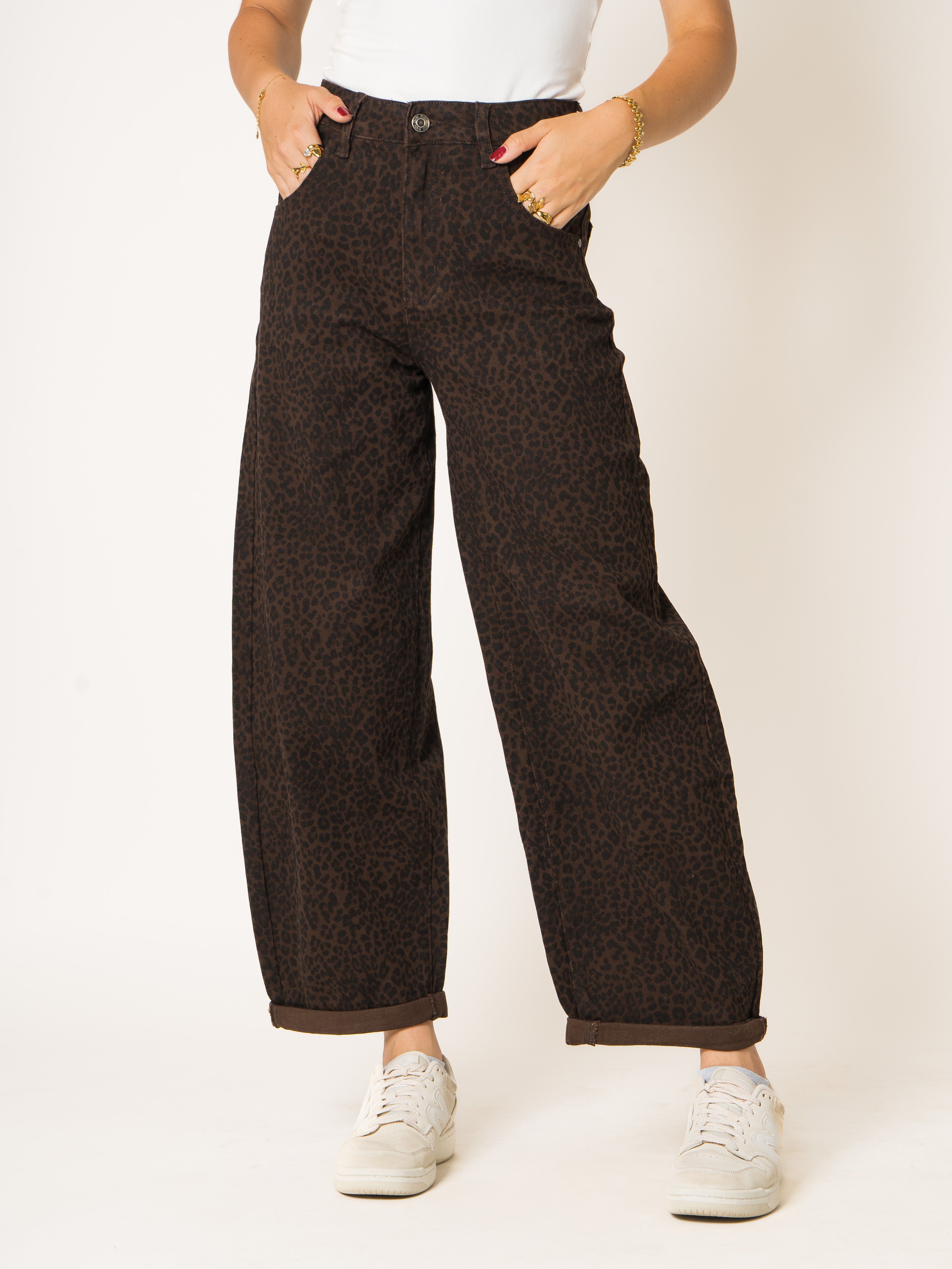 Balloon Fit Leo Jeans