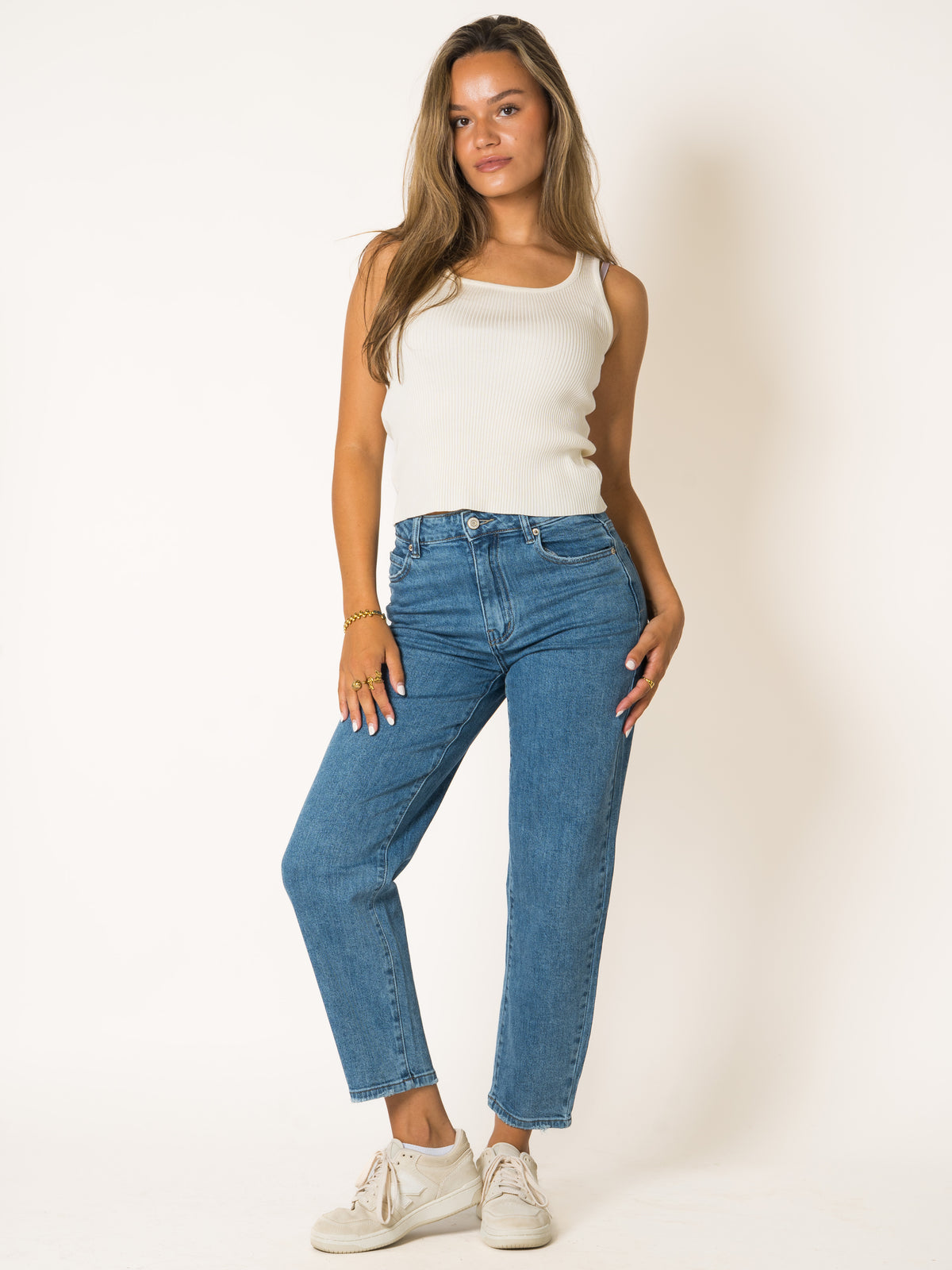 Classic Mom Fit Jeans