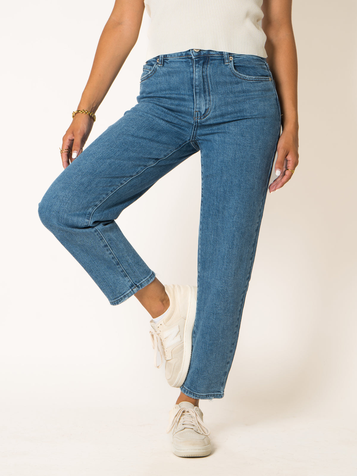 Classic Mom Fit Jeans