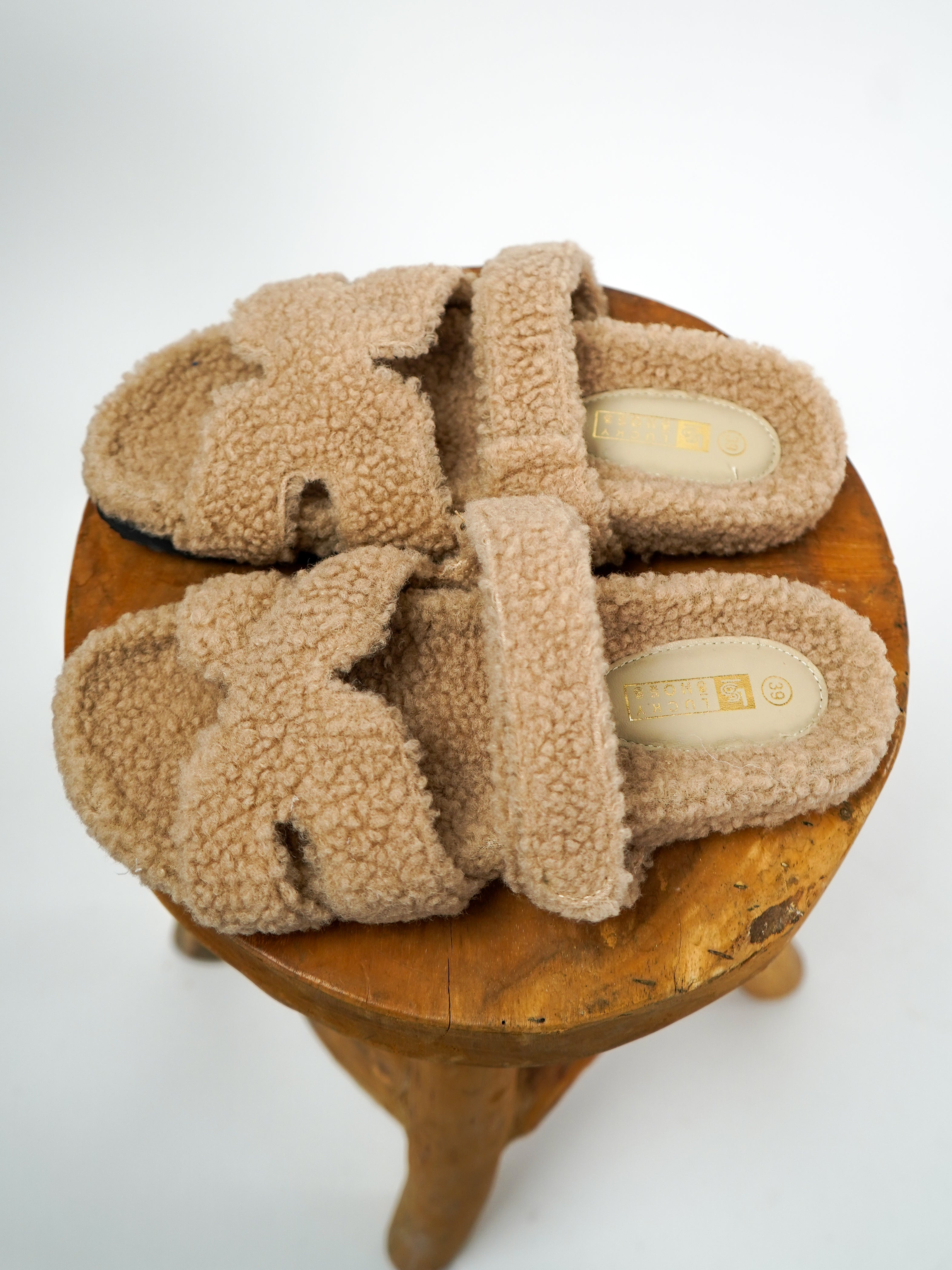 Teddy Slippers - Hellbraun