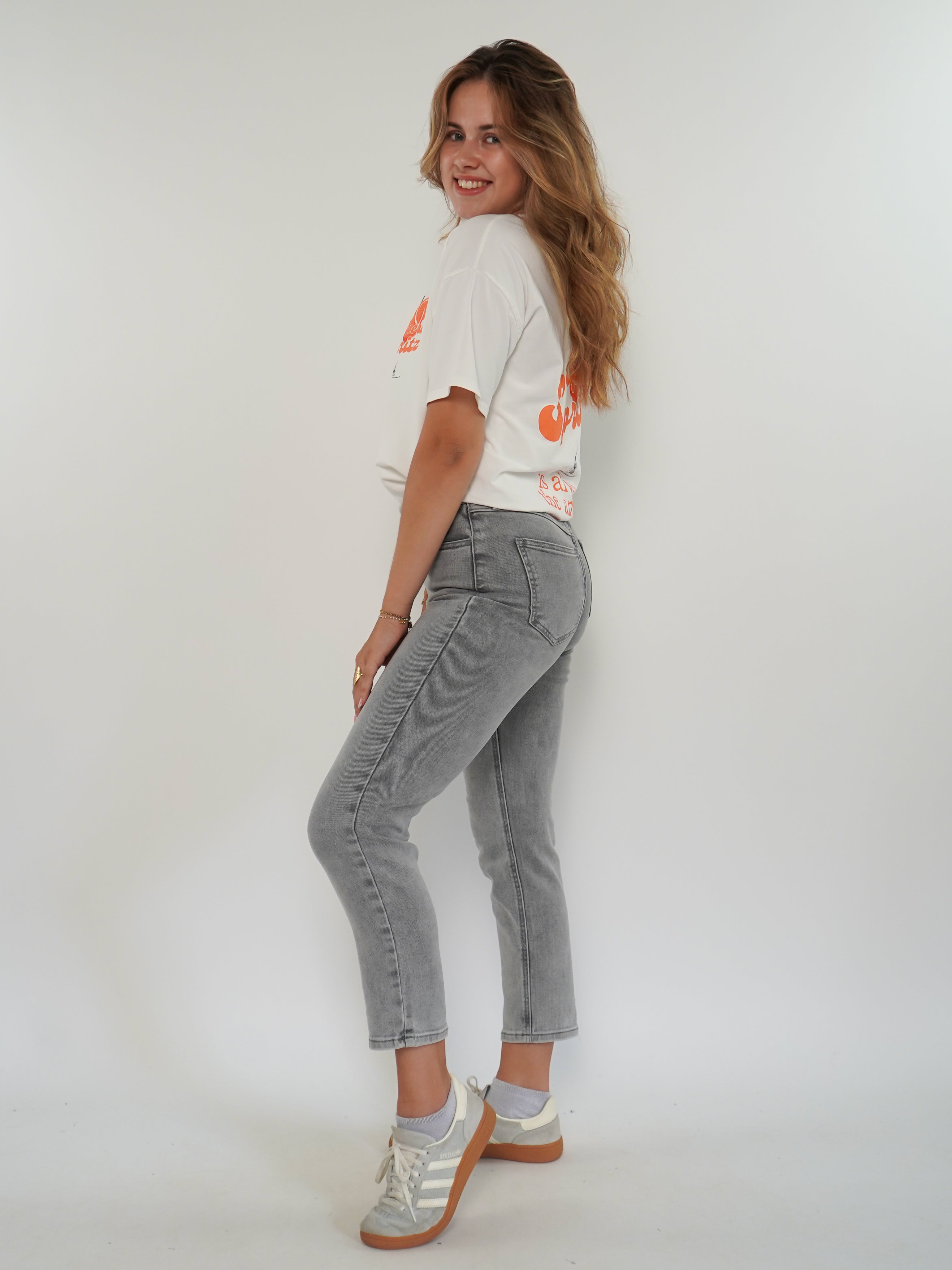LUCKY DEAL 1075 Mom Fit Jeans - Grau mit Kreide - vom Umtausch ausgeschlossen -