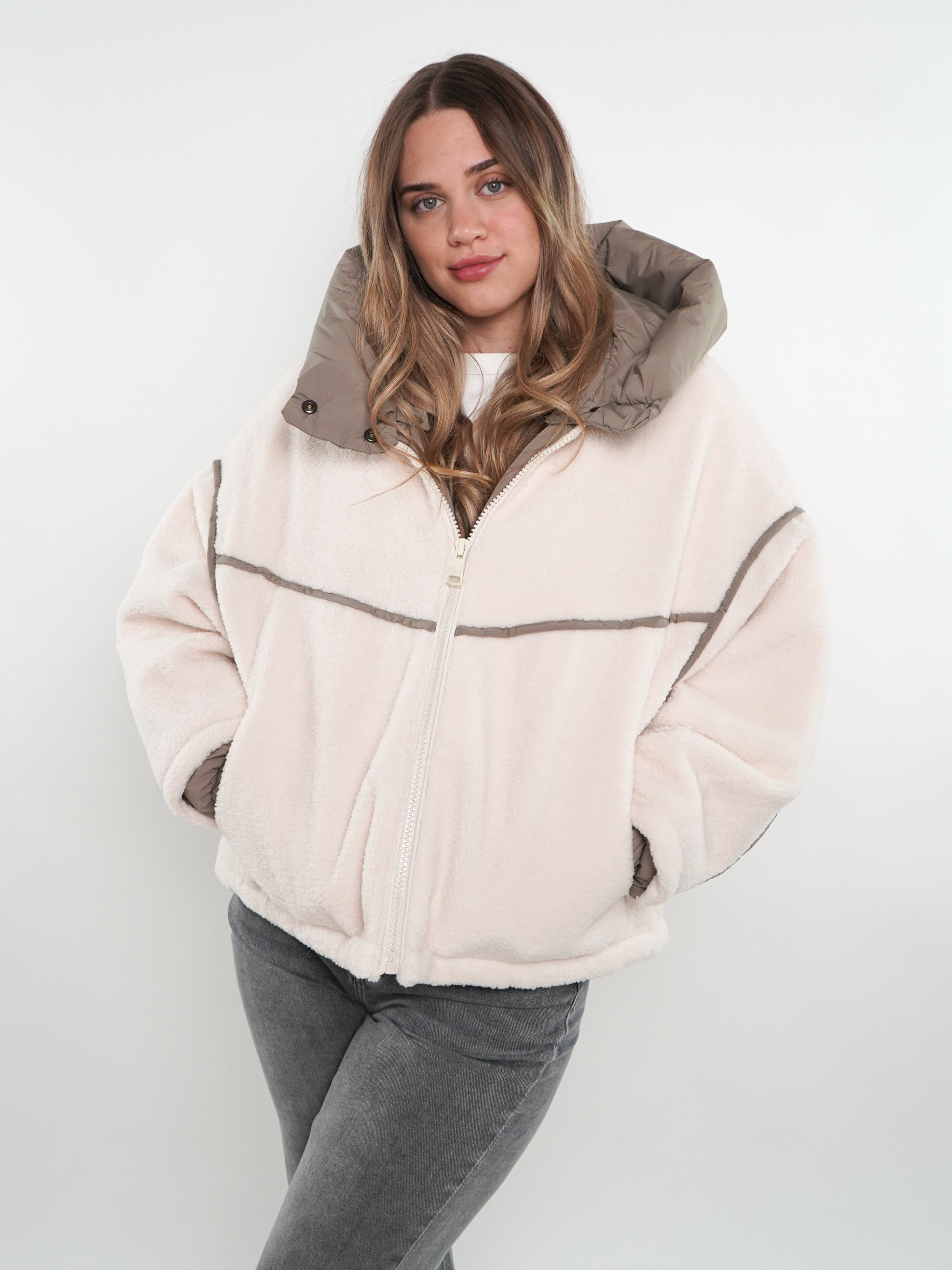 Teddyjacke Astrid - Weiß mit Khaki