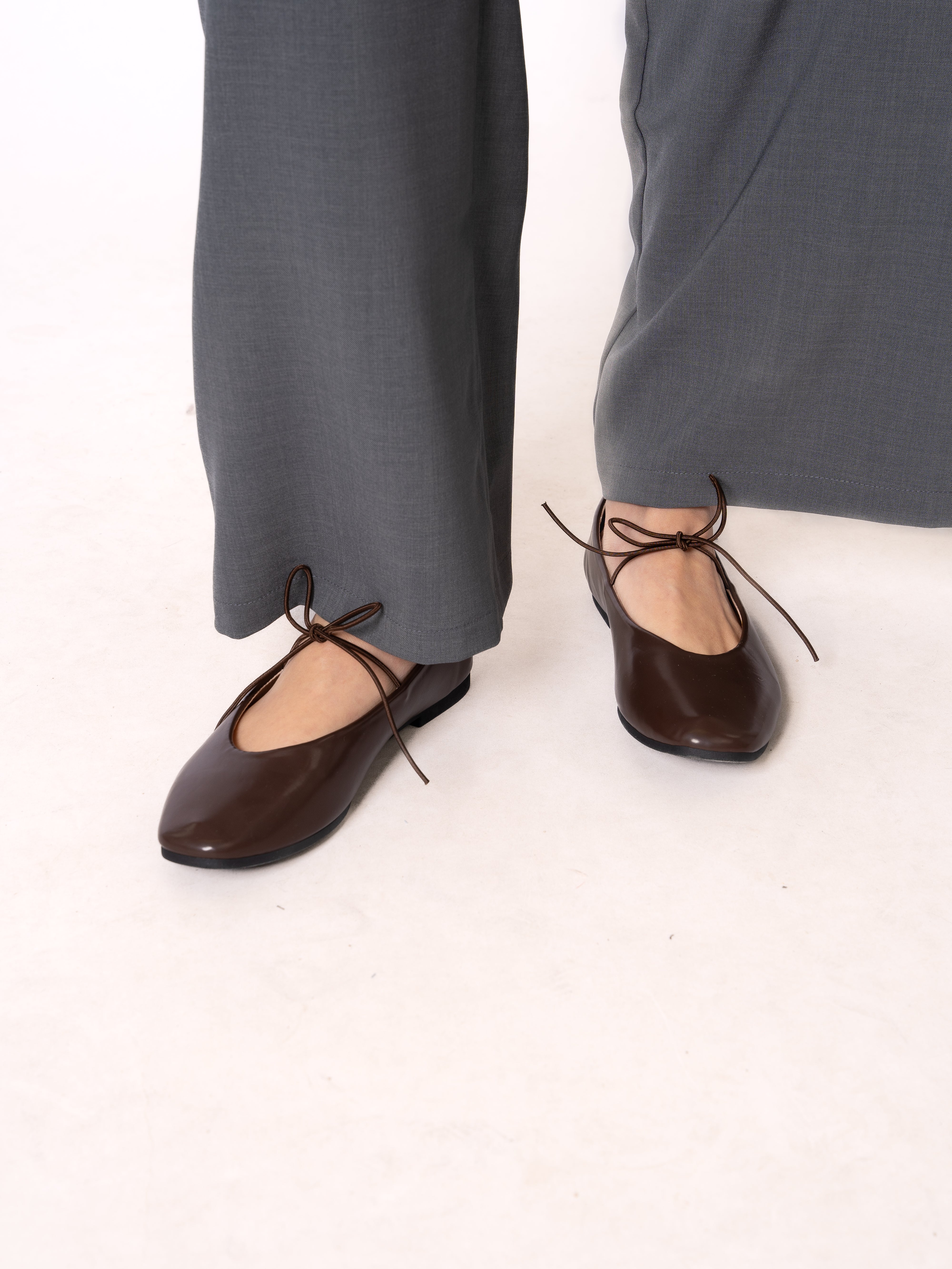 Bow Tie Ballerinas - Braun