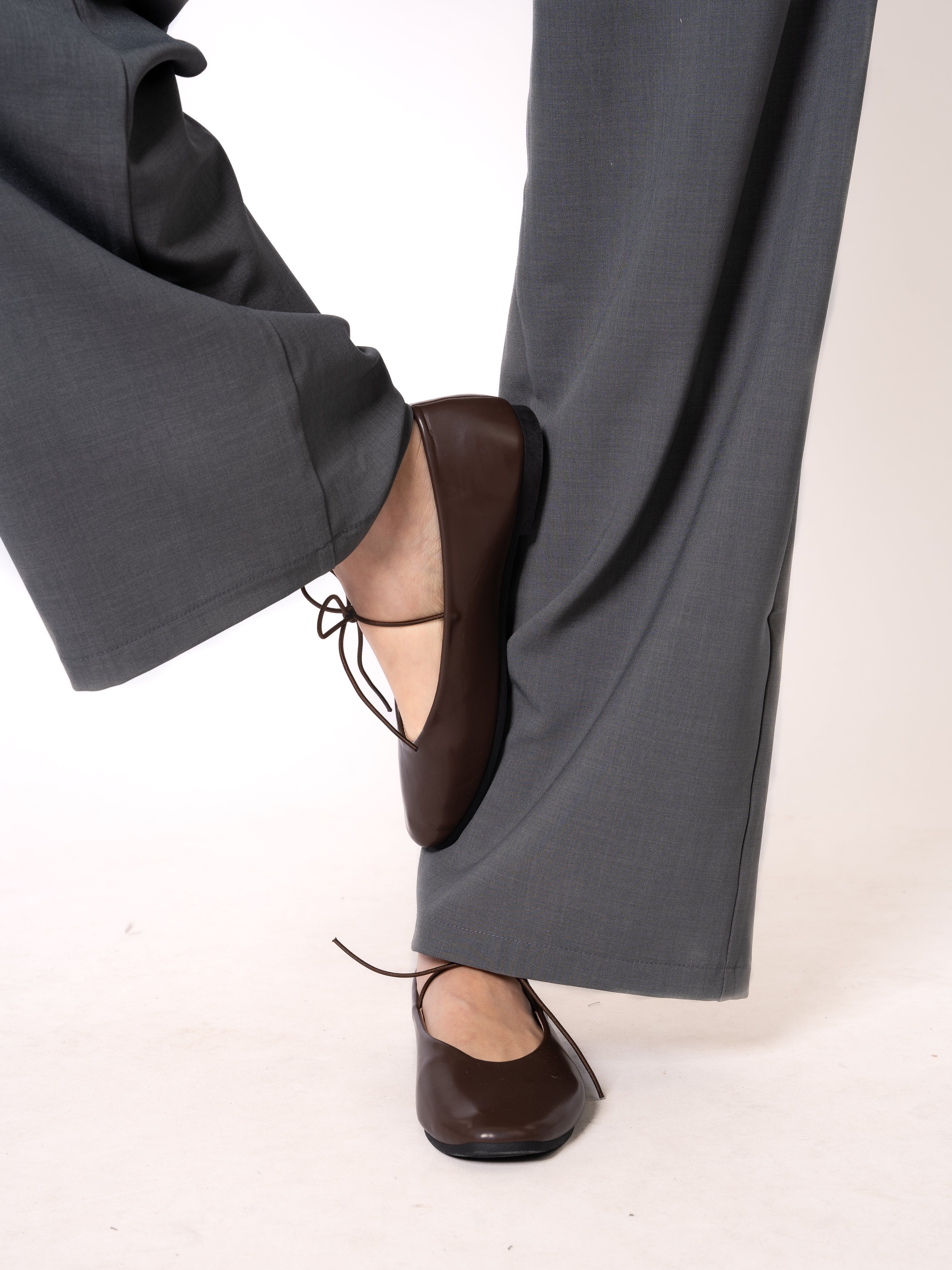 Bow Tie Ballerinas - Braun