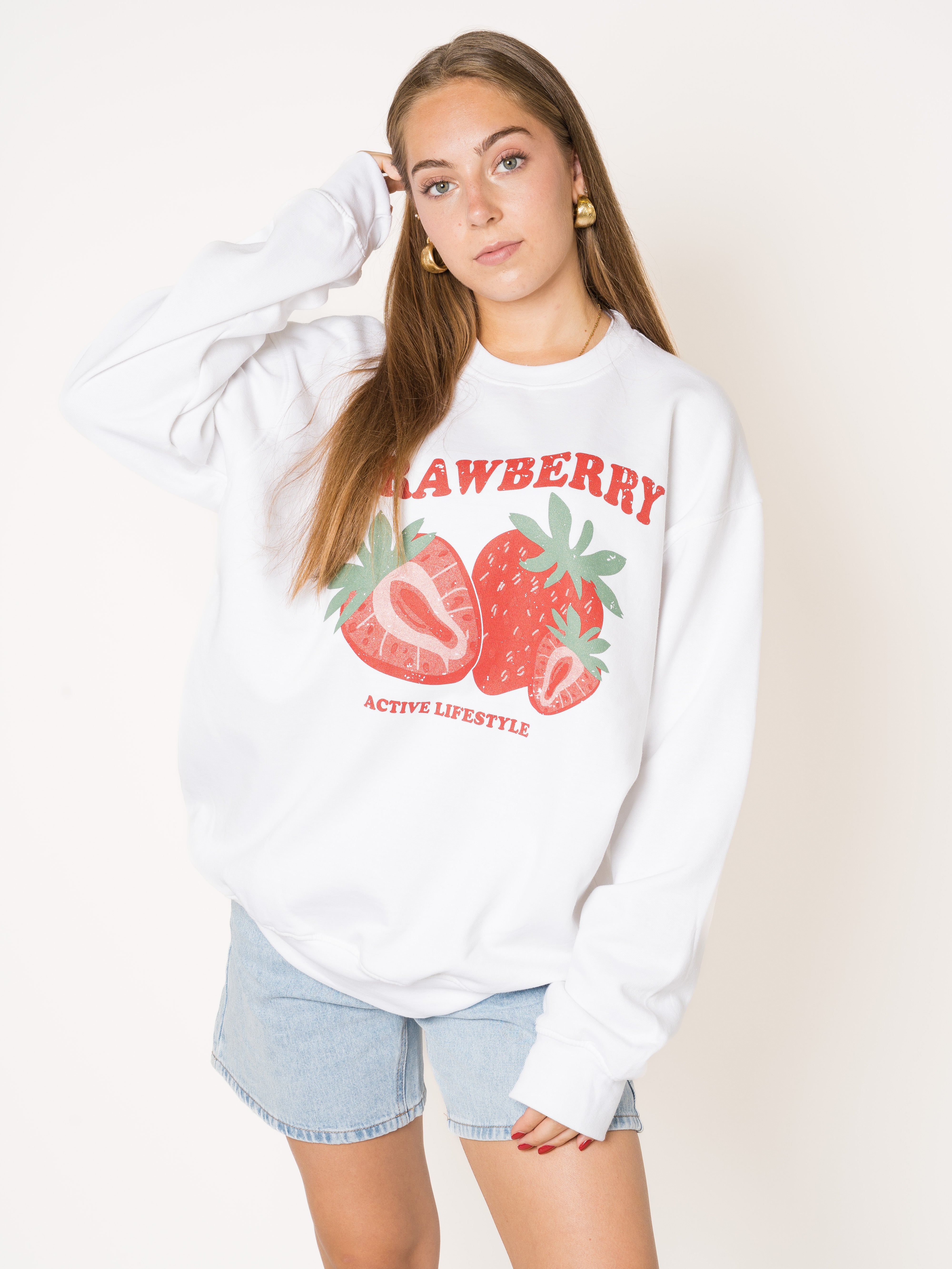 LUCKY DEAL 1562 Strawberry Oversize Sweater - Weiß - vom Umtausch ausgeschlossen -