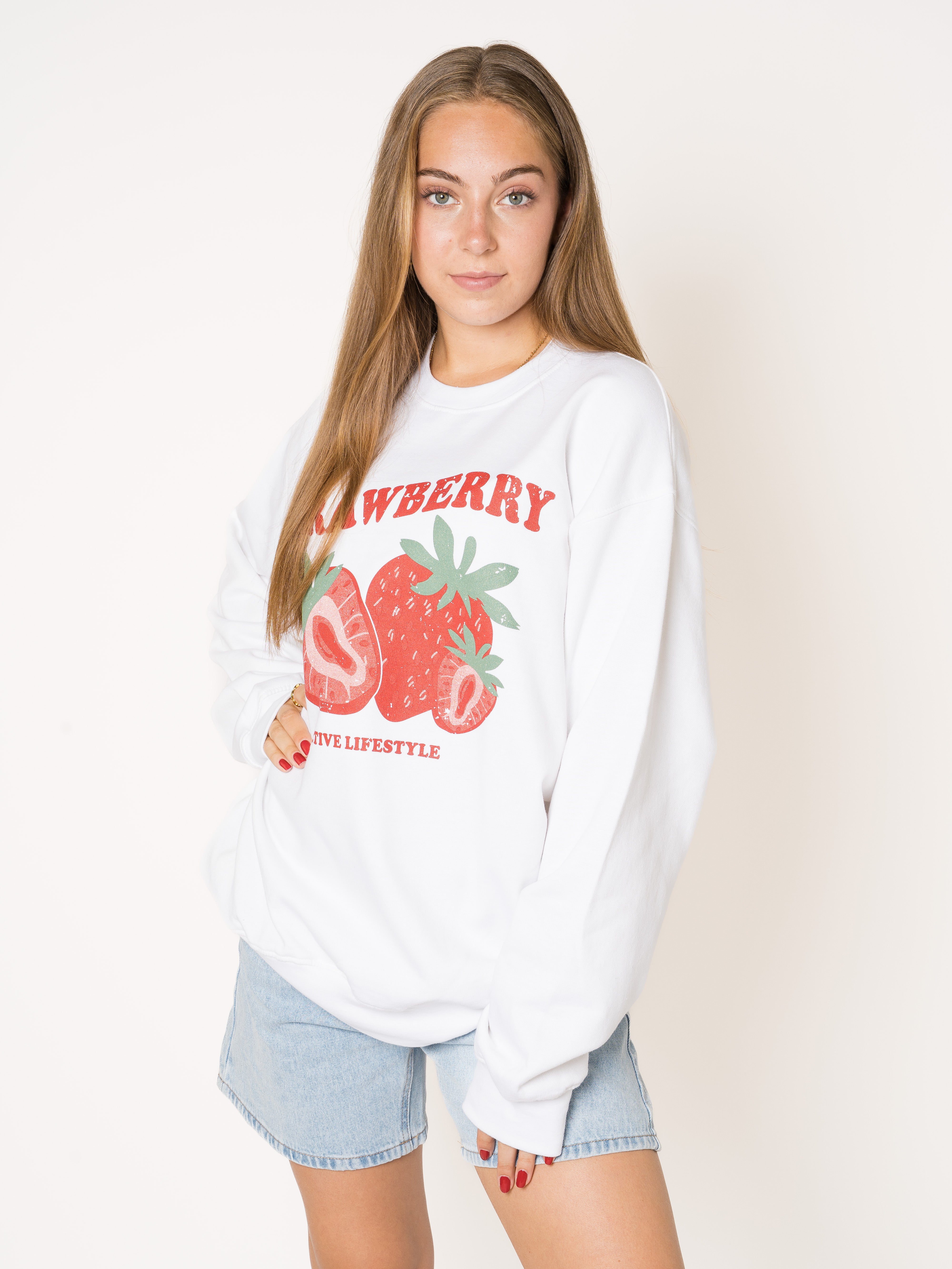 LUCKY DEAL 1562 Strawberry Oversize Sweater - Weiß - vom Umtausch ausgeschlossen -