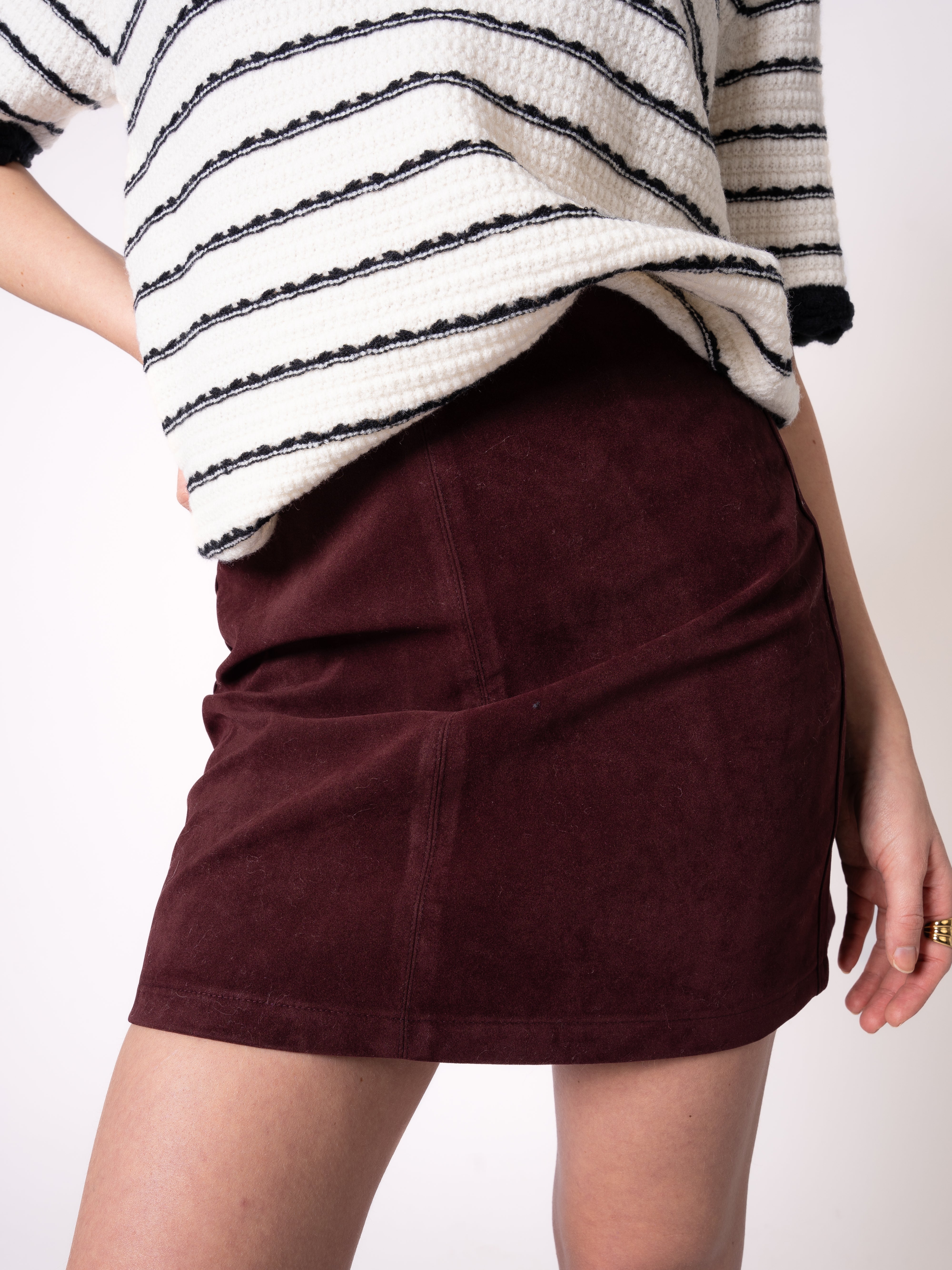 Velvet Mini Skirt - Bordeaux