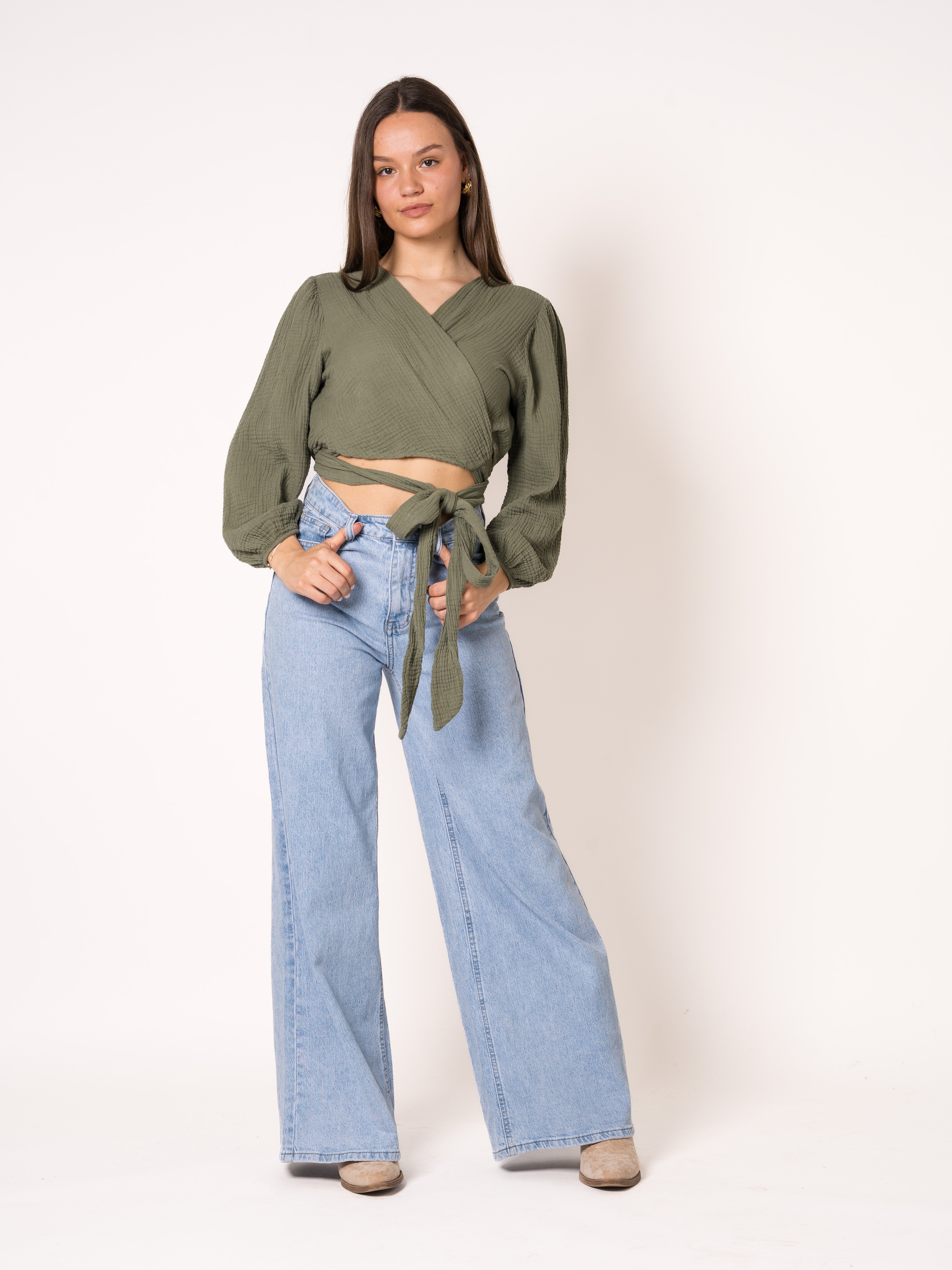#Farbe_Khaki