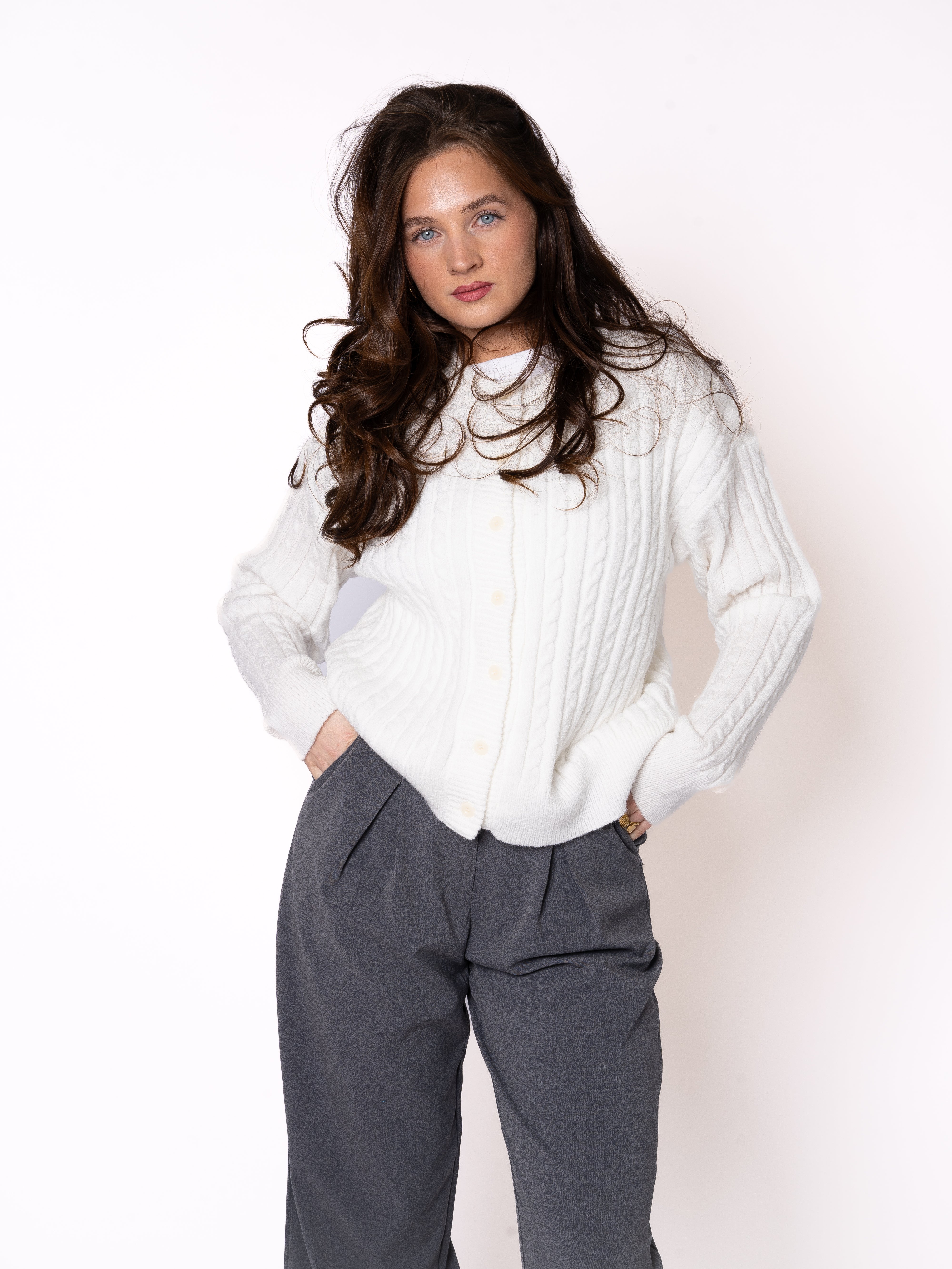 Zopfmuster Strickjacke Emma - Weiß