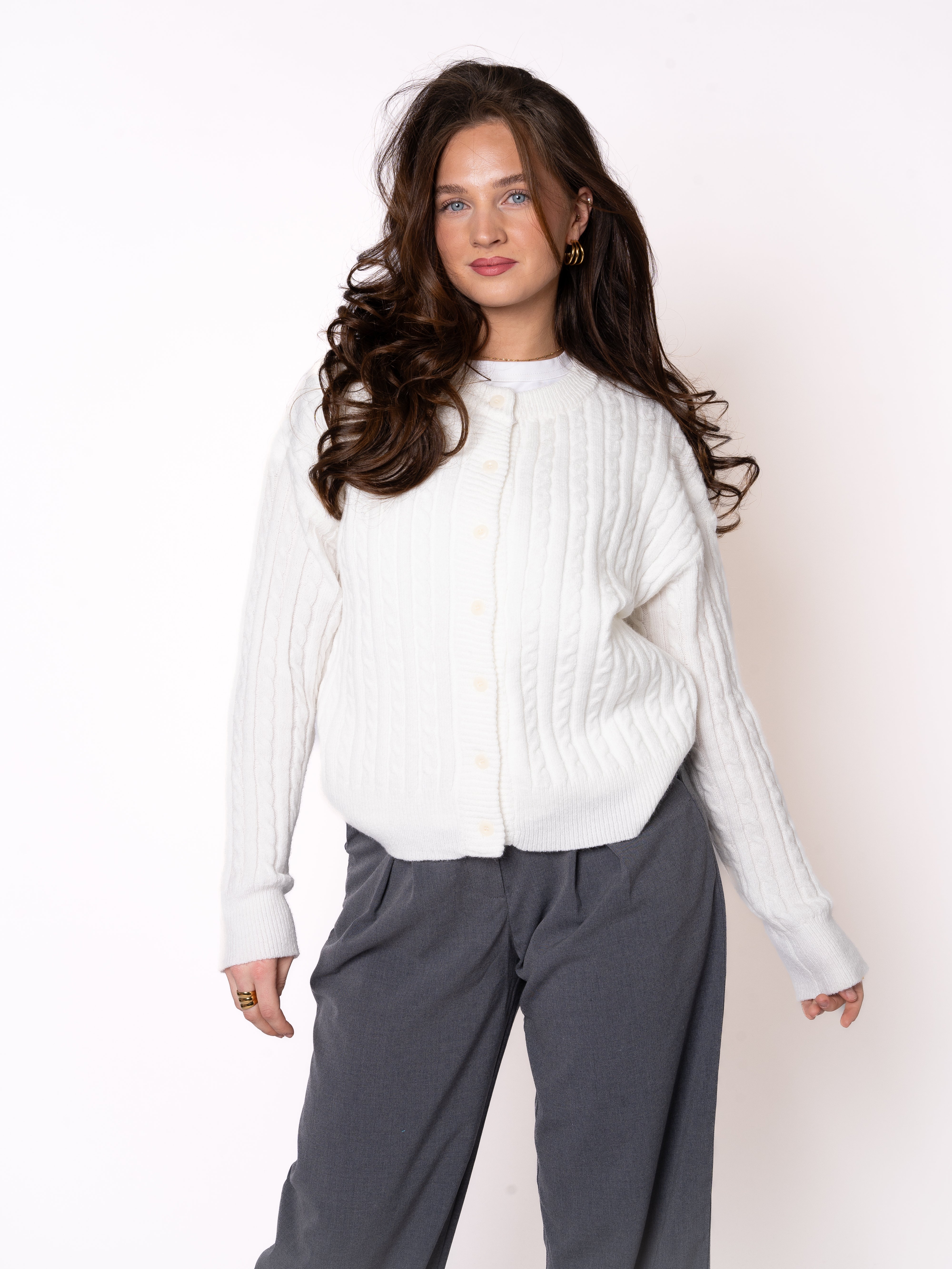 Zopfmuster Strickjacke Emma - Weiß