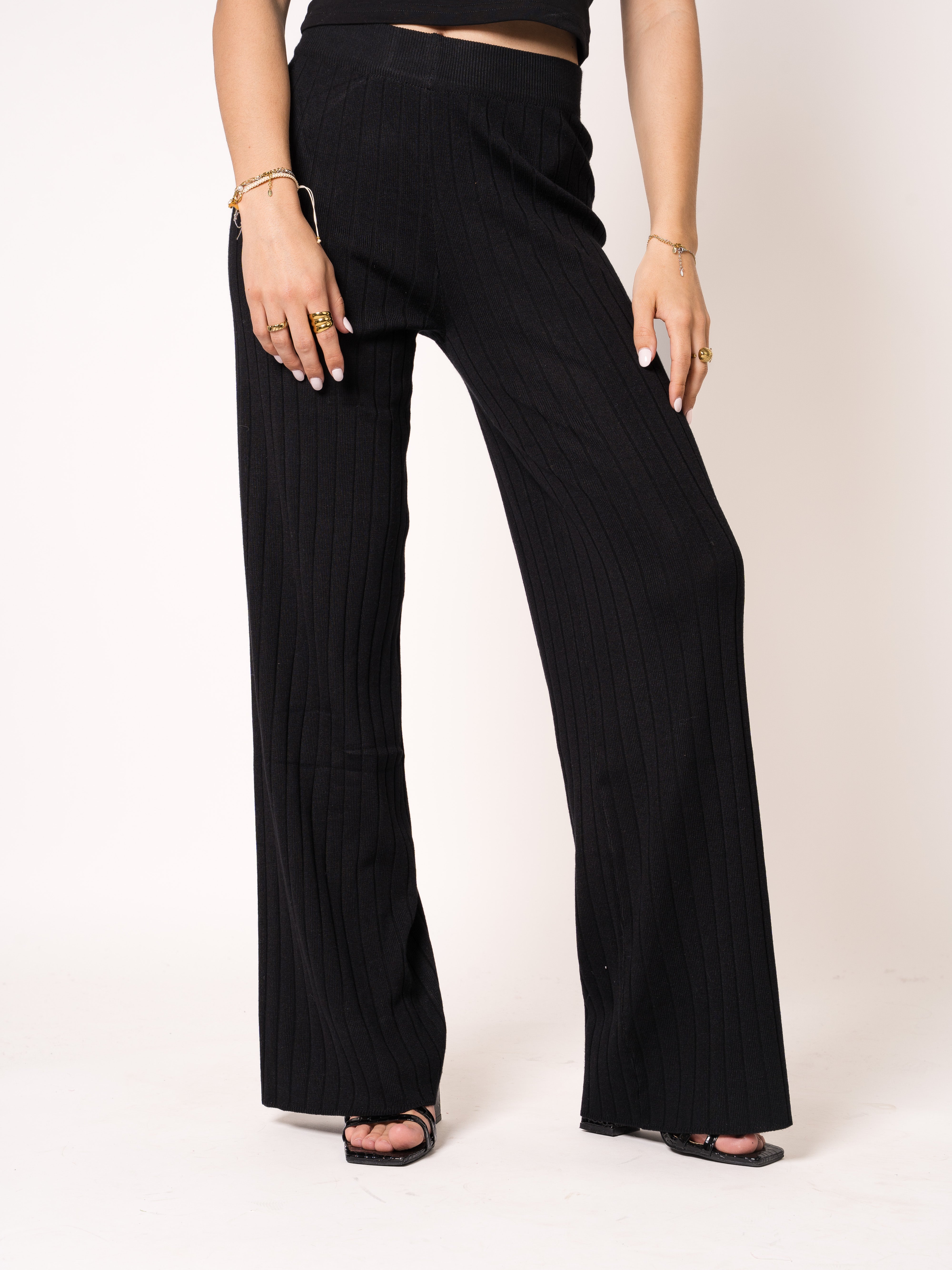 Soft But Classy Knit Straight Leg