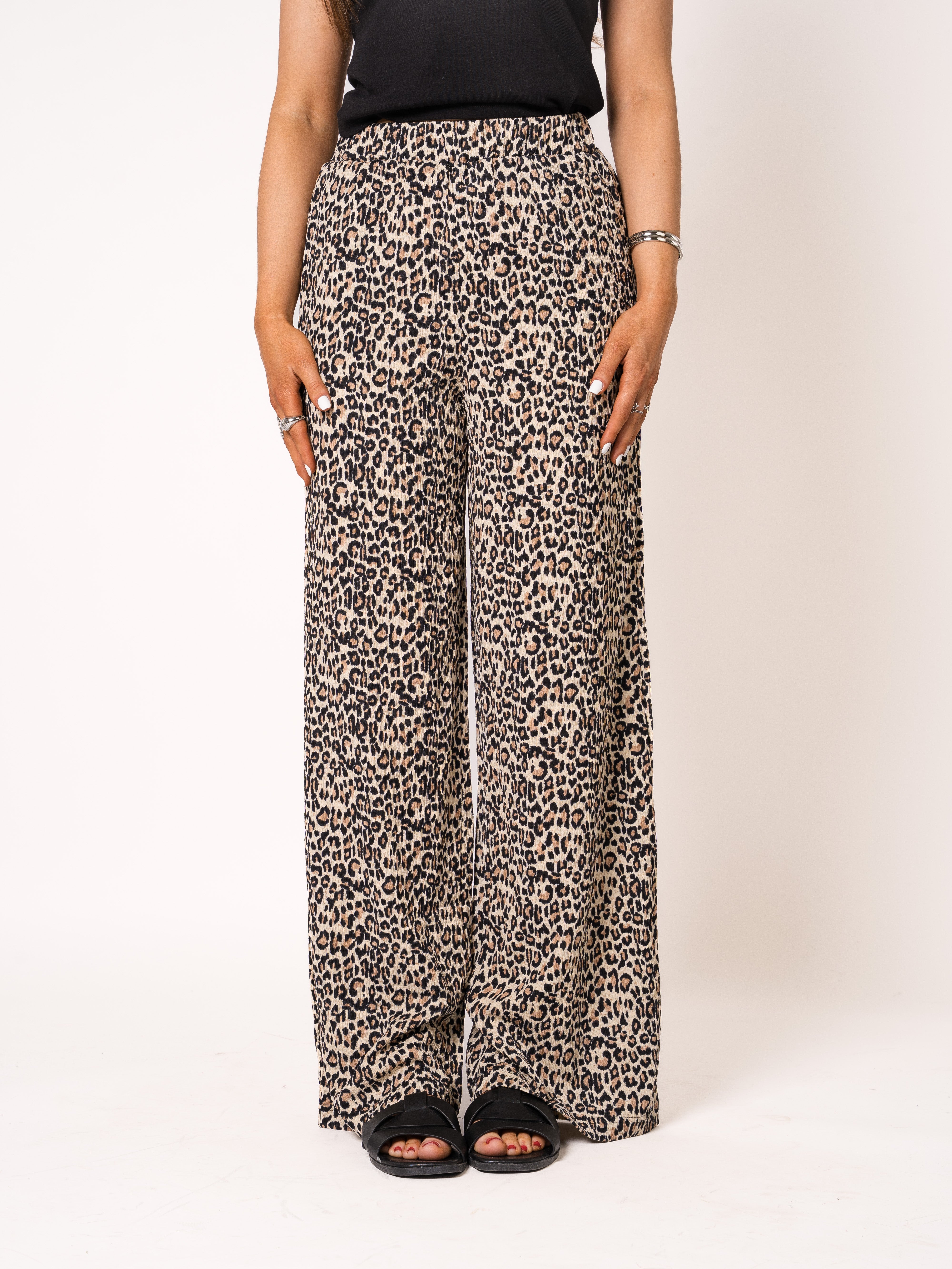 Breezeful Leo Wide Leg