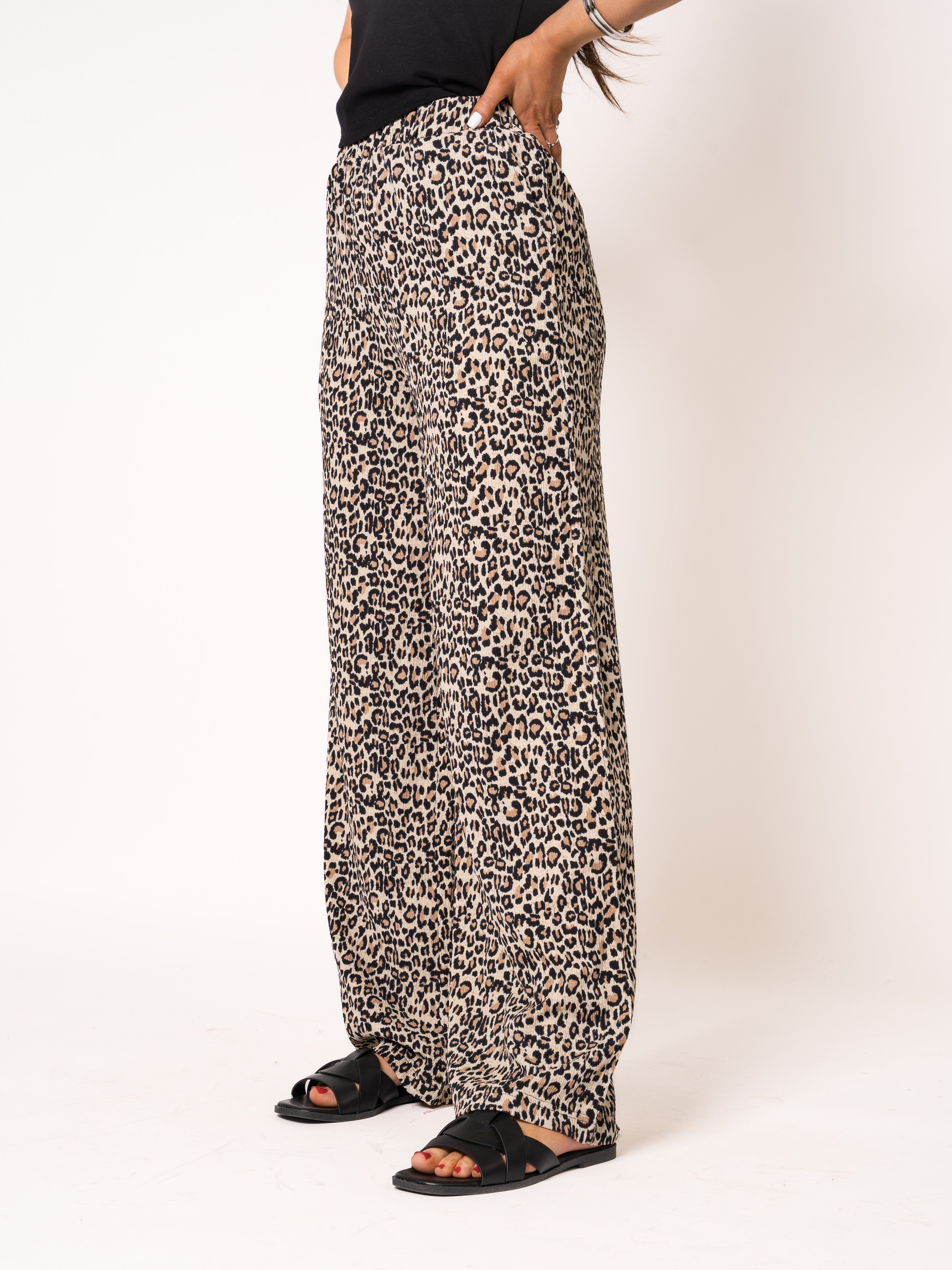 Breezeful Leo Wide Leg