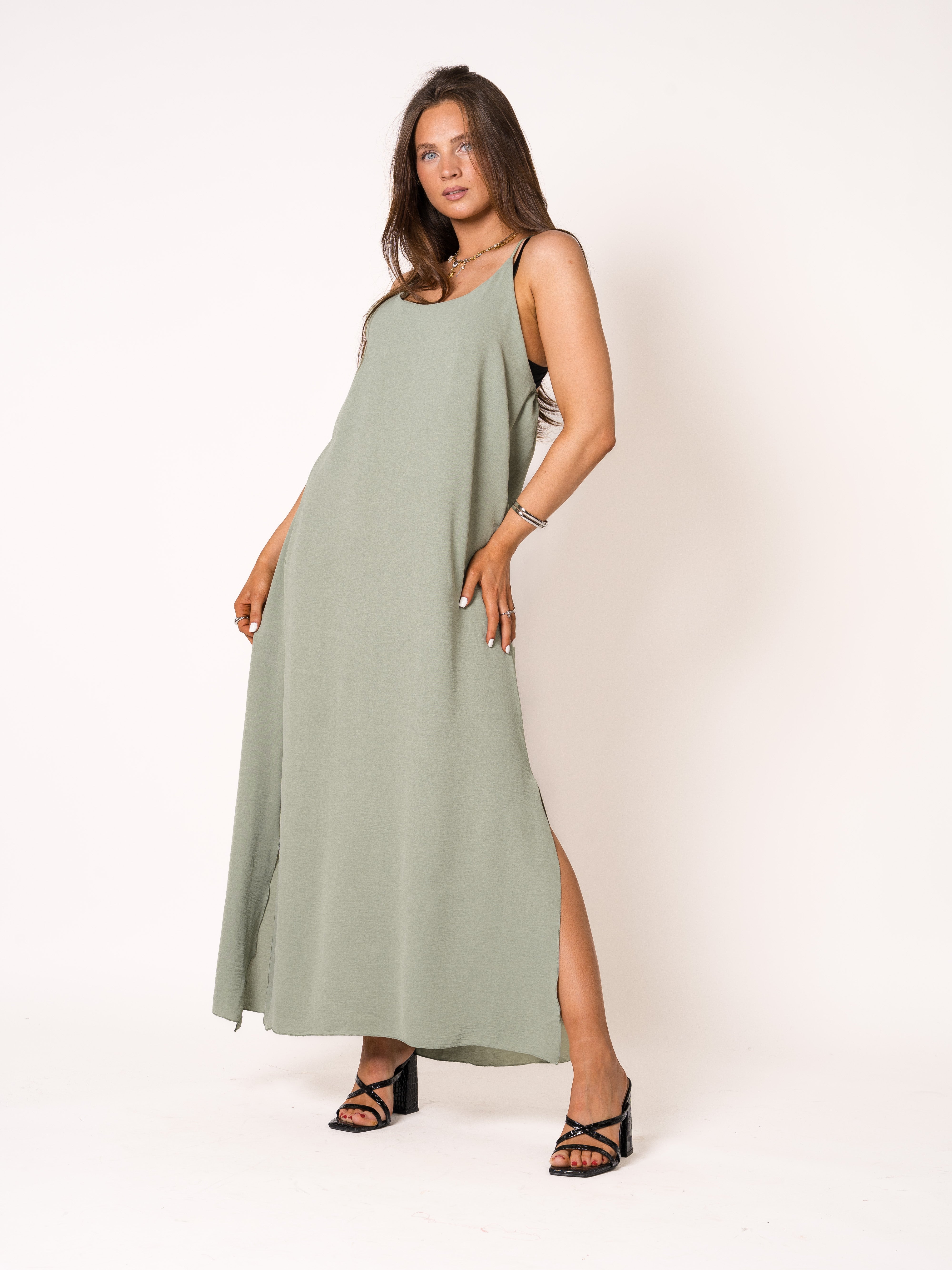 #Farbe_Khaki