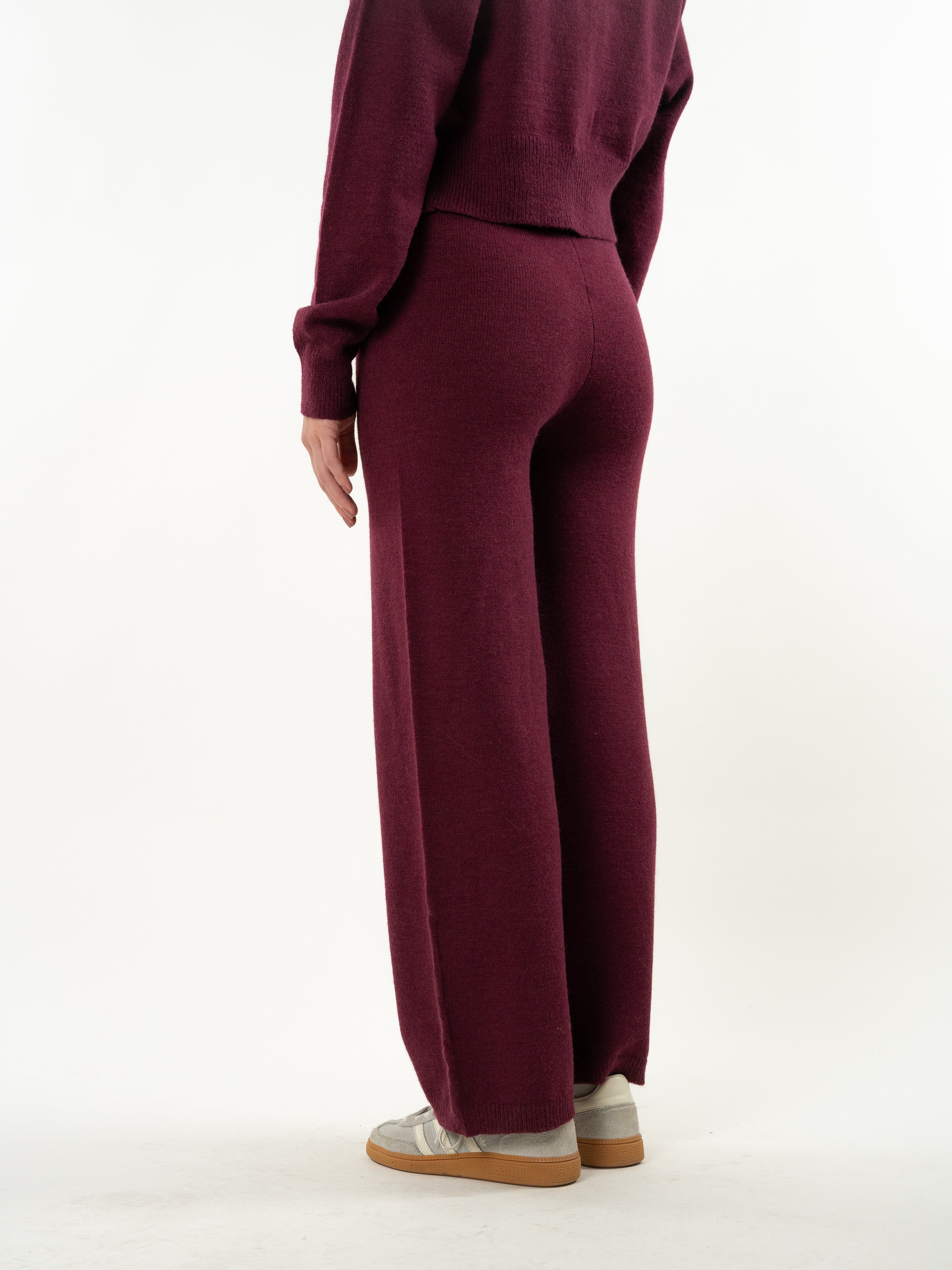 Get Comfy Knit Pants - Bordeaux