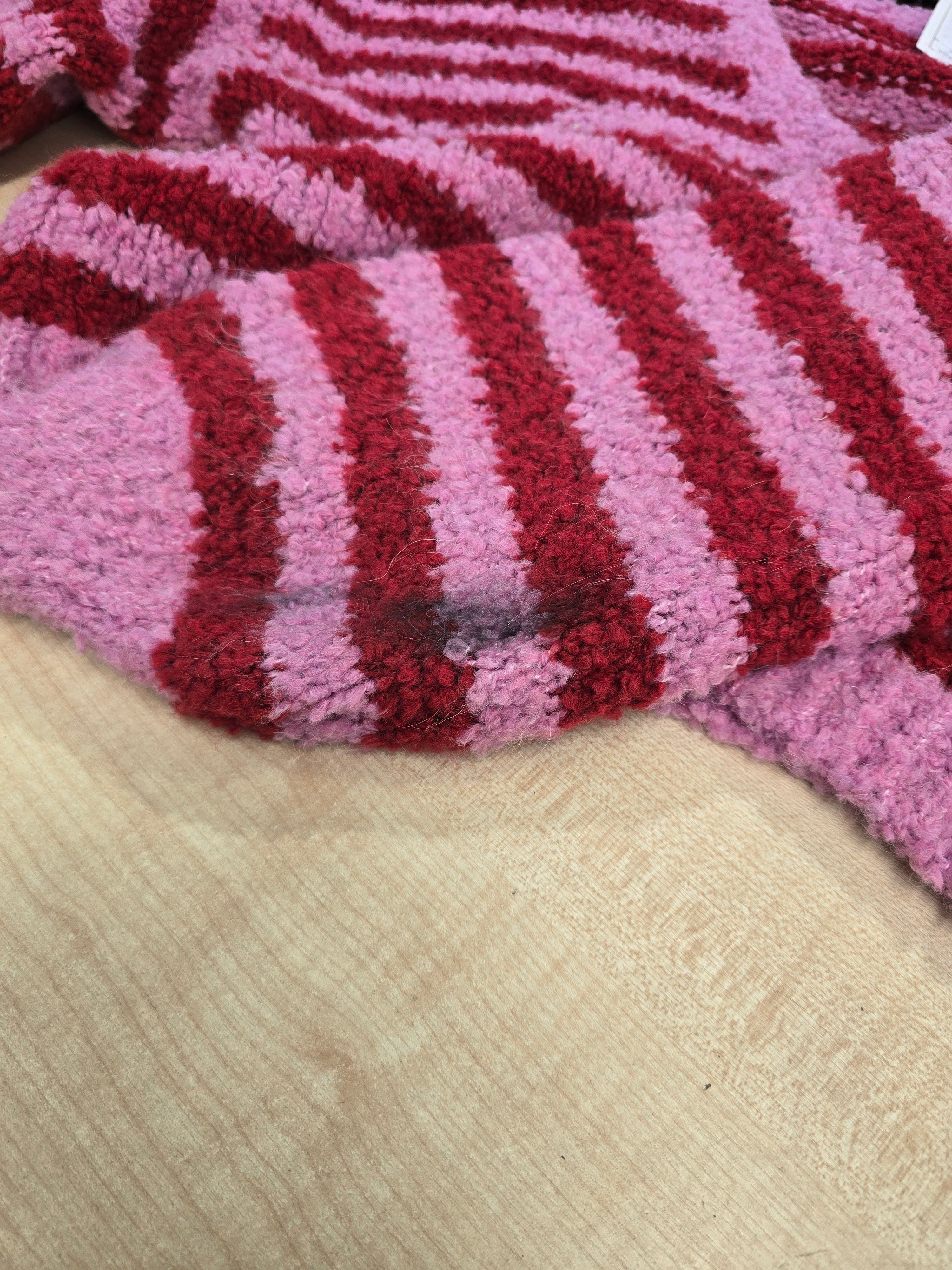 LUCKY DEAL 1920 Colorful Bouclé Knit Jacket - Pink mit Rot - vom Umtausch ausgeschlossen -