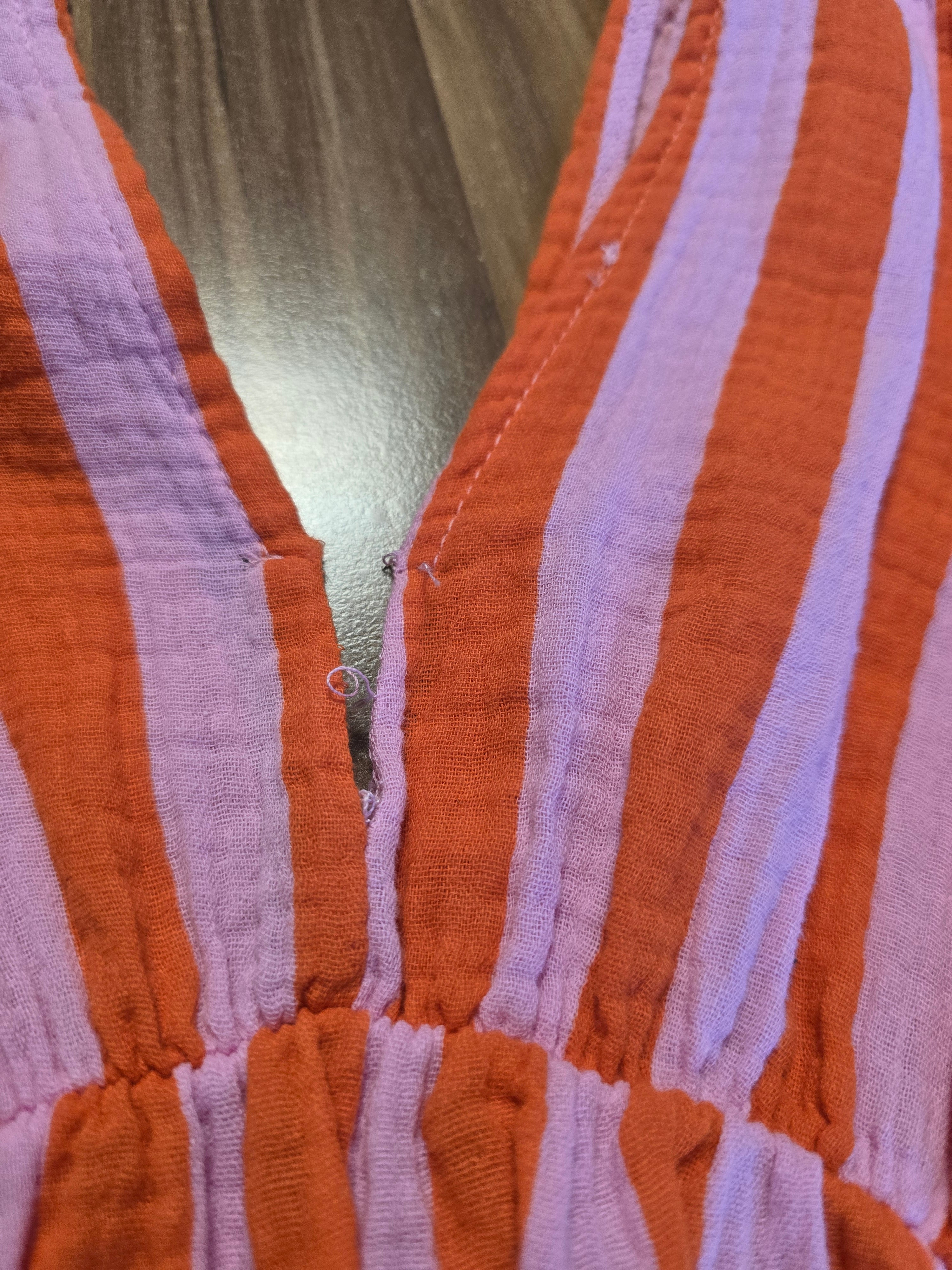 LUCKY DEAL 1653 Coastal Musselin Midikleid Stripes - Rosa mit Orange - vom Umtausch ausgeschlossen -