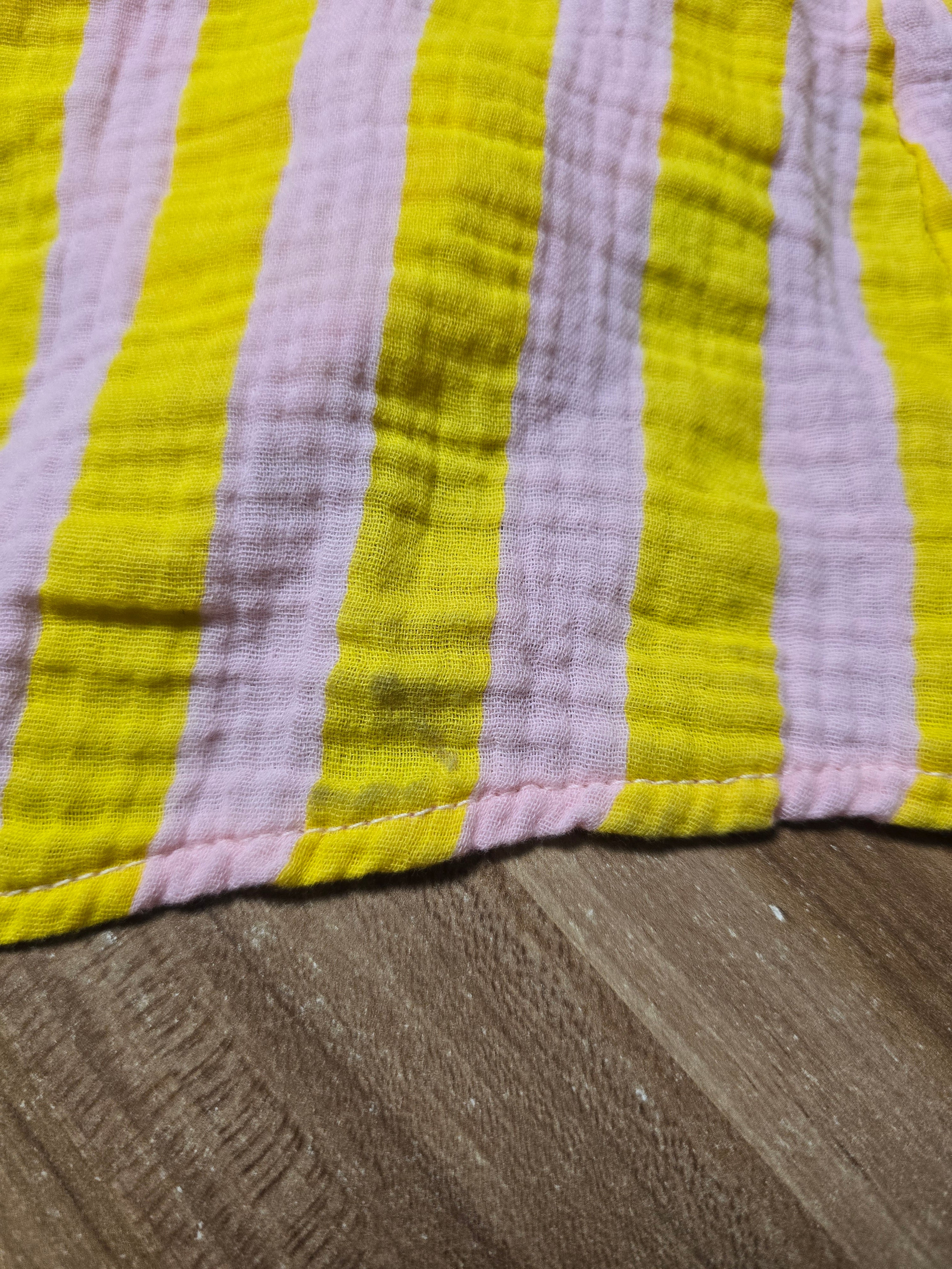 LUCKY DEAL 1668 Coastal Musselin Midikleid Stripes - Gelb mit Coral - vom Umtausch ausgeschlossen -